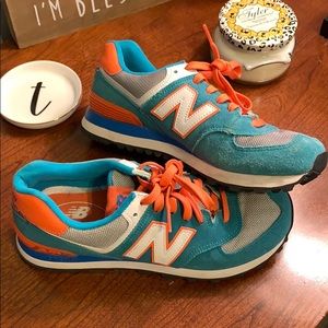 New Balance Tennis Shoes